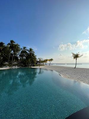 Veligandu Maldives Resort Island, Pool, Beach