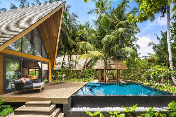The-St-Regis-Maldives-Garden-Villa