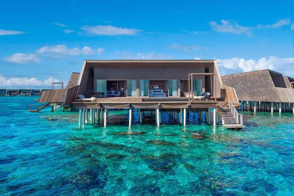 Overwater_St_Regis-Suite-1