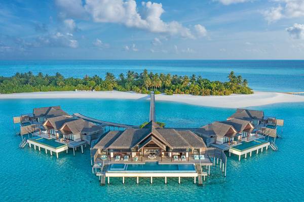 1_The_Crescent_Niyama_Private_Islands_kl