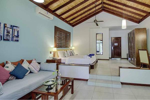 Robinson_Maldives_Economy_Bungalow_1