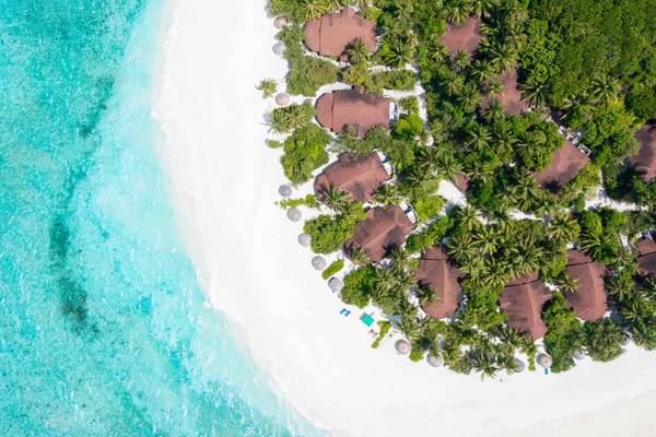 Robinson_Maldives_Hopper_3
