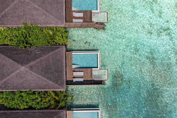 dusitd2-feydhoo-maldives-Waterfront-Pool-Villa-lage