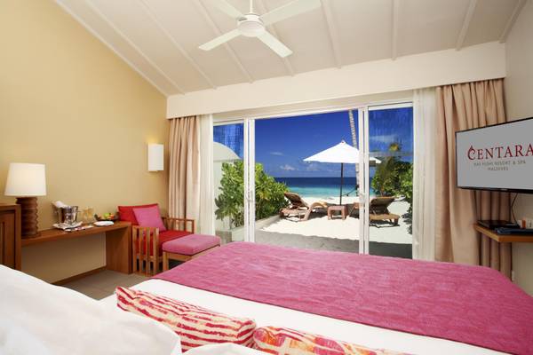 Centara Ras Fushi Resort & Spa_Lagoon View Beach Villa