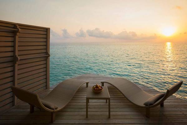 Sunset Water Villa, Centara Ras Fushi Resort & SPA_4