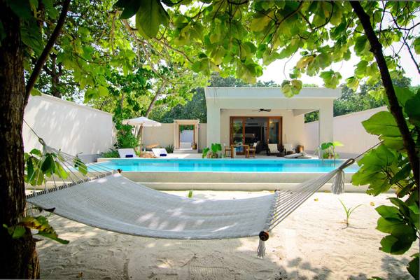 Beach_Villa_Amilla_Maldives_13