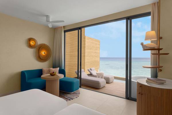 Centara_Mirage_Overwater_Villa_with_Jacuzzi_1
