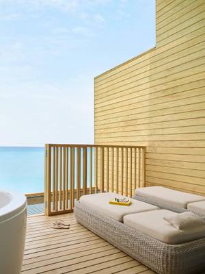 Mirage_Overwater_Sunset_Villa_with_Jauczzi_1