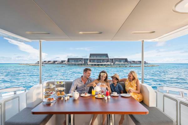 The_St_Regis_Maldives_Festtage_7
