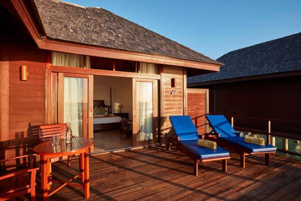 Sun_Siyam_Olhuveli_Main_Island_Deluxe_Water_Villa_Außenansicht_1