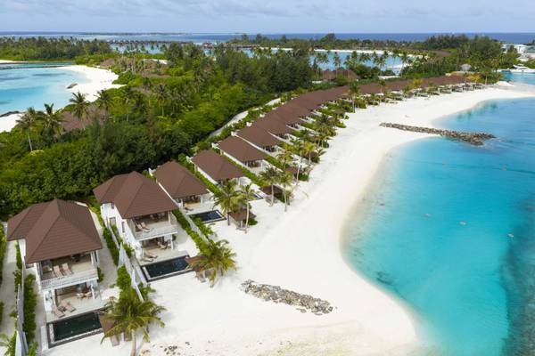 Sun_Siyam_Ohluveli_Drone_Aerial_main_island_Beach