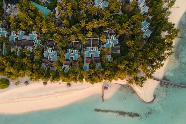 Deluxe Beach Pool Villas im Conrad Rangali, Drohnenaufnahme von Steffen Abel