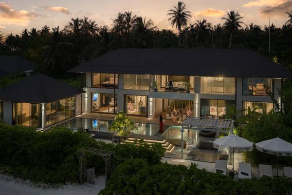 Madifushi_Private_Island_Maldives_Bella_Six_Villa_Aerial_1