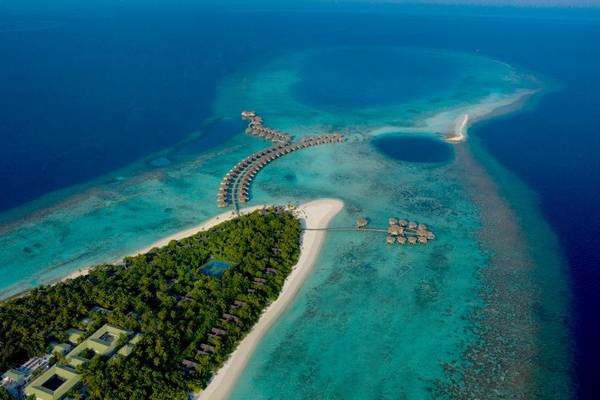 Blaues Loch im Vakkaru Maldives