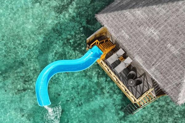 Lagoon_Suite_with_Slide_c_cocoon_Maldives_4