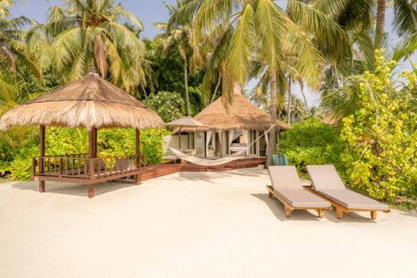Beachfront Sunset View Pool Villa