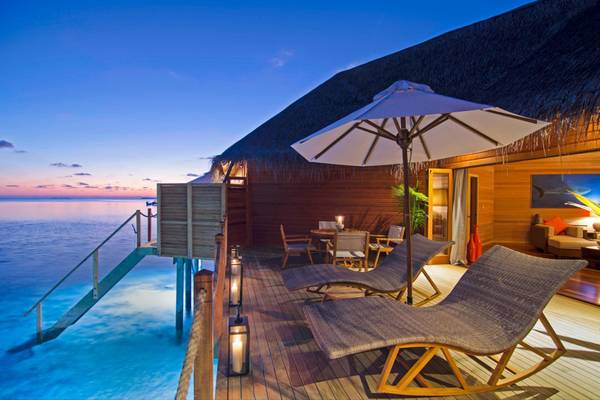 V-Villas-Maldives-at-Mirihi_Two-Bedroom-Overwater-Villa-Terrase-3