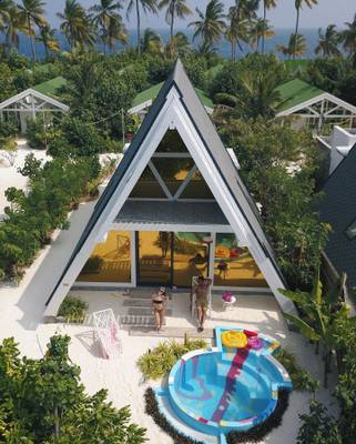 Oaga Art Resort Beach Villa