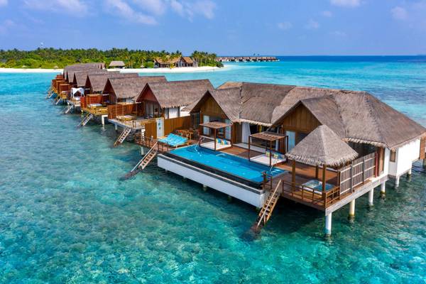 Furaveri Two-Bedrooms Reef Residence with Pool