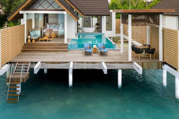 Meyyafushi Maldives - Semi-Ocean Pool Suite