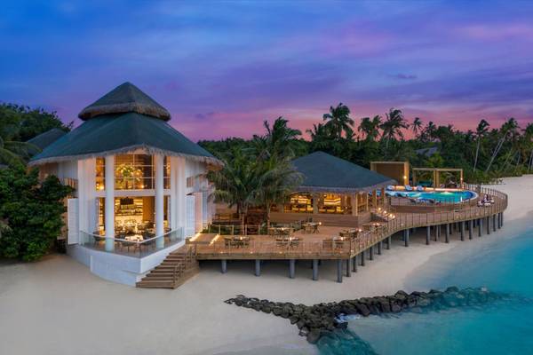 JW-Marriott_Maldives_Winter-Escape-Restaurant
