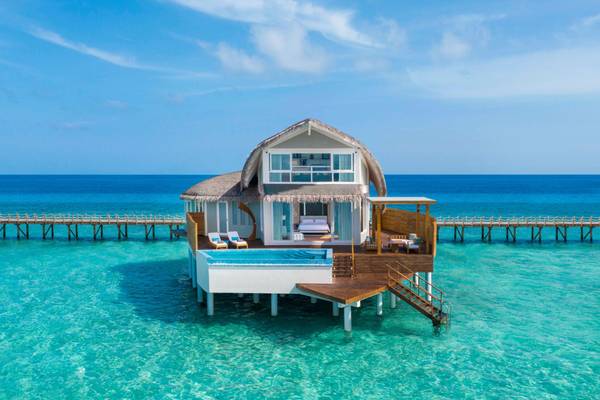 JW-Marriott_Maldives_Winter-Escape-Wasservilla