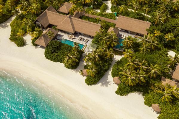 Waldorf-Astoria-Maldives-Three-Bedroom-Beach-Villa-Aerial-Strandabschnitt
