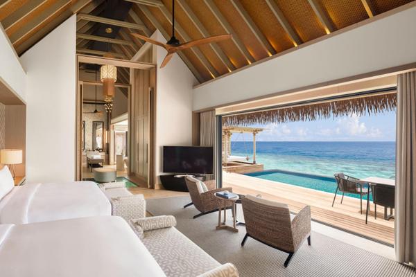 Wohnbereich, Two Queen Bedded Overwater Villa with Pool, Waldorf Astoria Maldives Ithaafushi