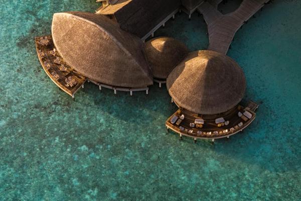 Constance_Halaveli_Maldives_Wasservillen_Neugestaltung_Restaurant-Jing