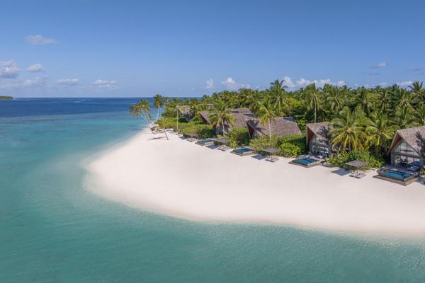 The St. Regis Maldives_Extended Beach
