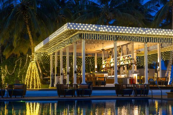 Weihnachtsbaum-The-Halcyon-Private-Isles-Maldives