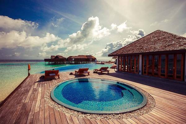 Aqva Jacuzzi, Pool, Lily Beach Resort & SPA, Malediven