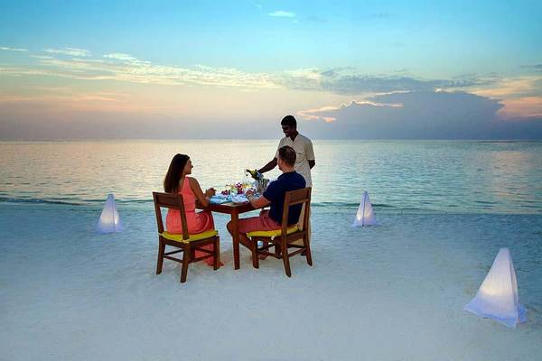 Beach Dinner, Summer Island Maldives