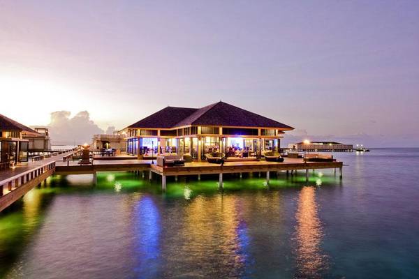 Azzurro Restaurant, Angsana Velavaru