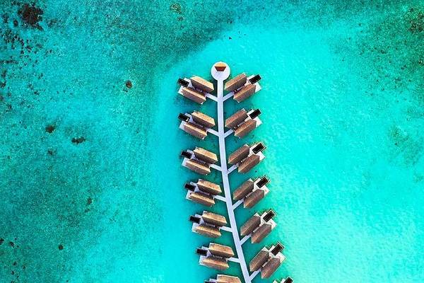 Drohnenaufnahme, Wasser Villas, Mövenpick Resort und Spa Kuredhivaru