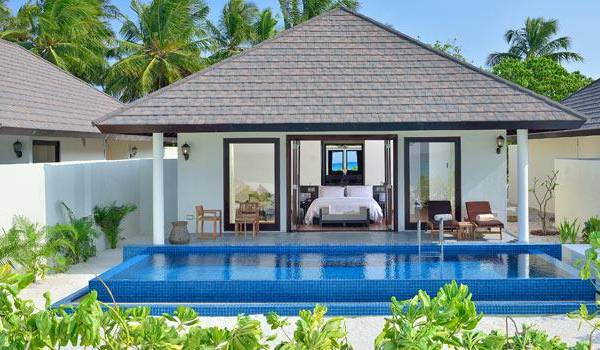 Sunset Beach Villa mit Pool, Atmosphere Kanifushi Maldives 