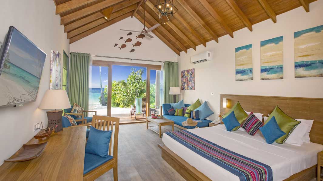 Deluxe Beach Villa Reethi Faru Resort
